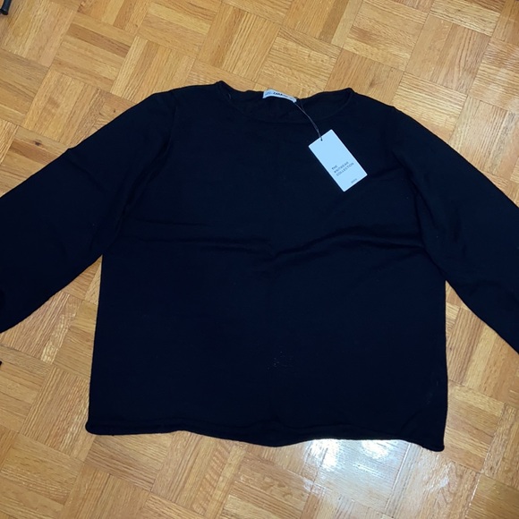 Zara - light knit sweater with wrist bows size S - Picture 3 of 3